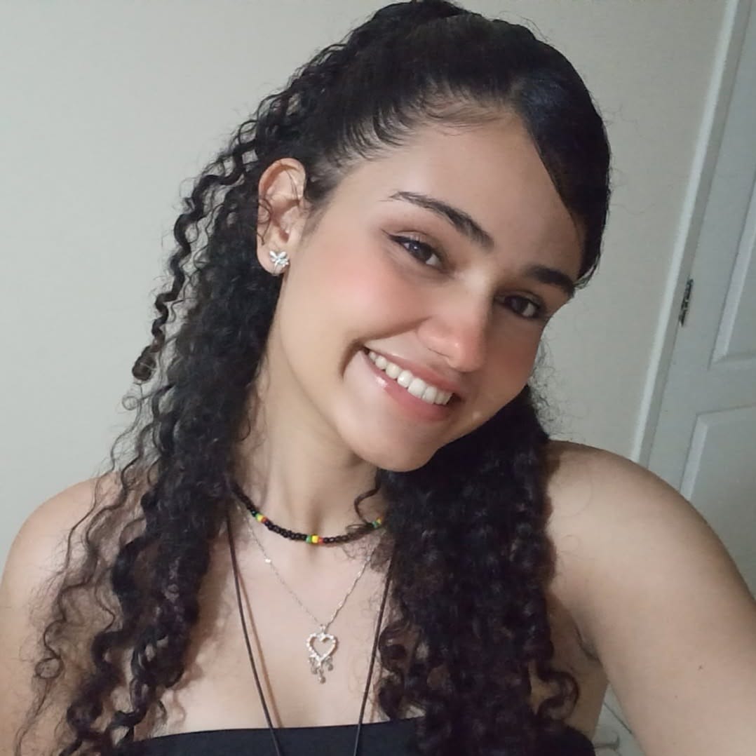 Ana Julia